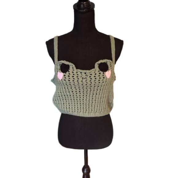 ROMWE Tops - Romwe Kawaii Plus Size Summer Crochet Frog Design Cami Knit Top